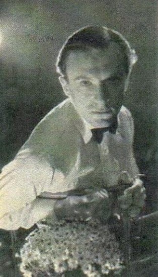 George Hoyningen-Huene, Portrait of Cecil Beaton
Ca. early 1930s, Vintage silver gelatin print